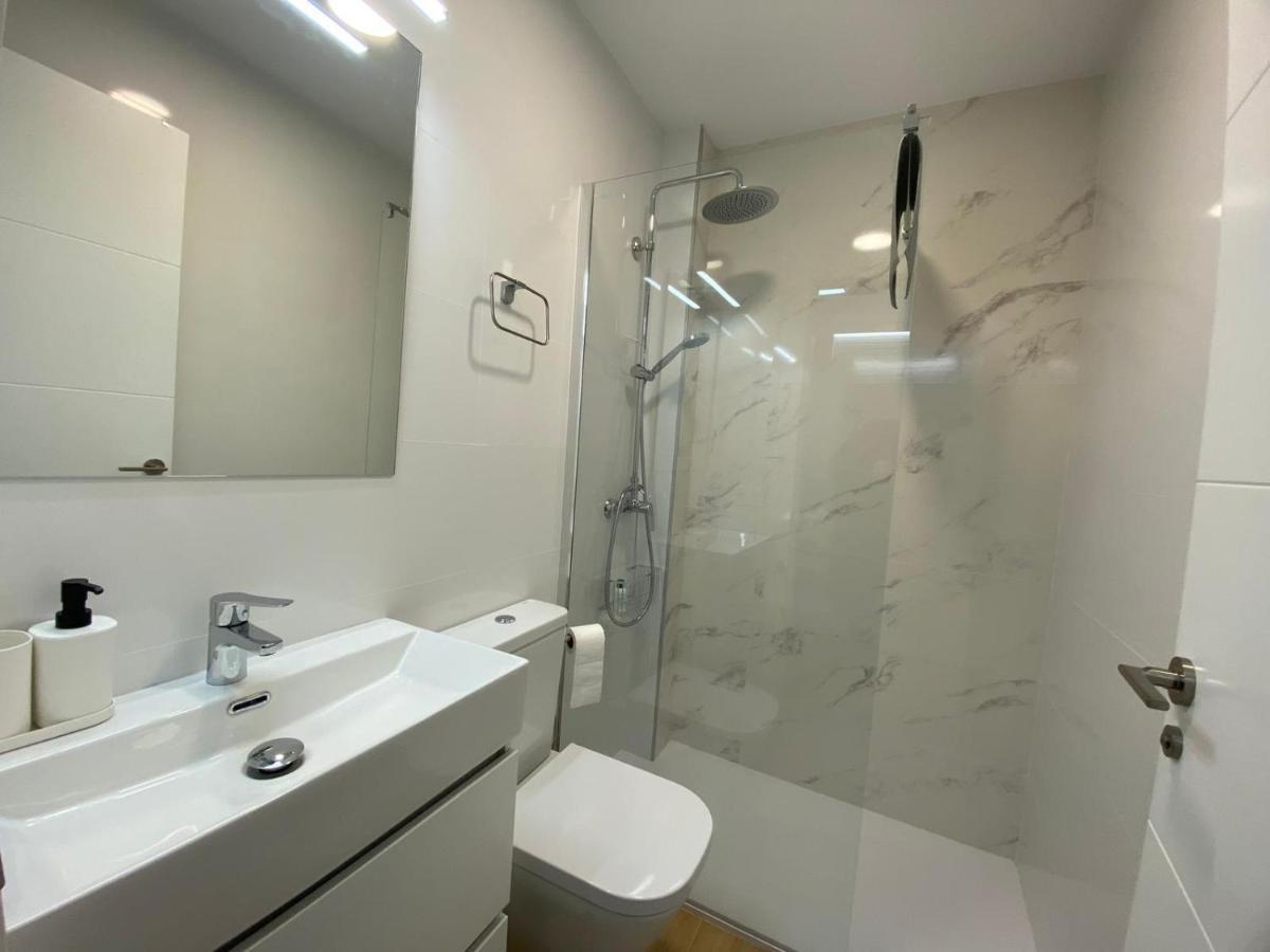 Lovely Private Suite Center مالقة المظهر الخارجي الصورة